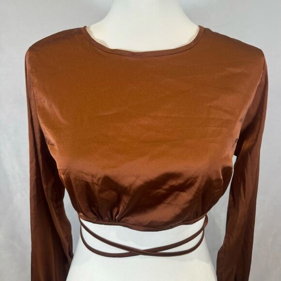 Sans Souci fluid satin cognac brown long sleeve tie wrap crop top size small - Picture 5 of 8